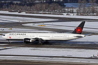 Air Canada, C-FIUV, Boeing B777-333ER, msn: 35248/702, 19.Januar 2024, ZRH Zrich, Switzerland.