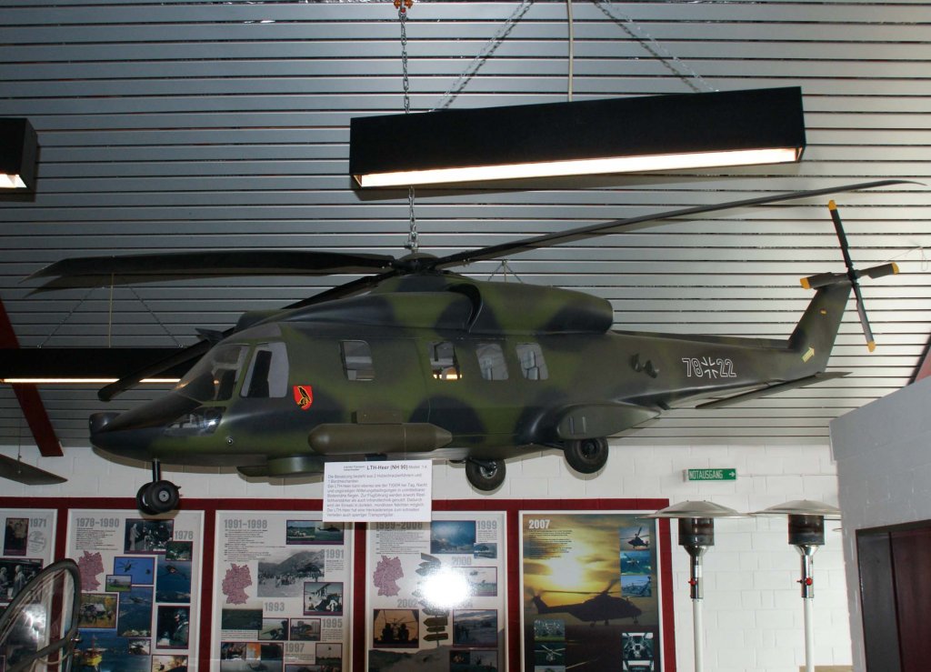 78+20, Modell NH-90, Bw-Heer, 26.07.2009, Hubschraubermuseum Bckeburg, Germany 

