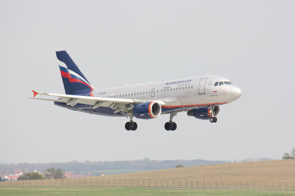 A319 (VP-BWA) der Aeroflot aus Moskau-Sheremetyevo im Anflug auf Dresden. Fotografiert am 17.04.2011. 