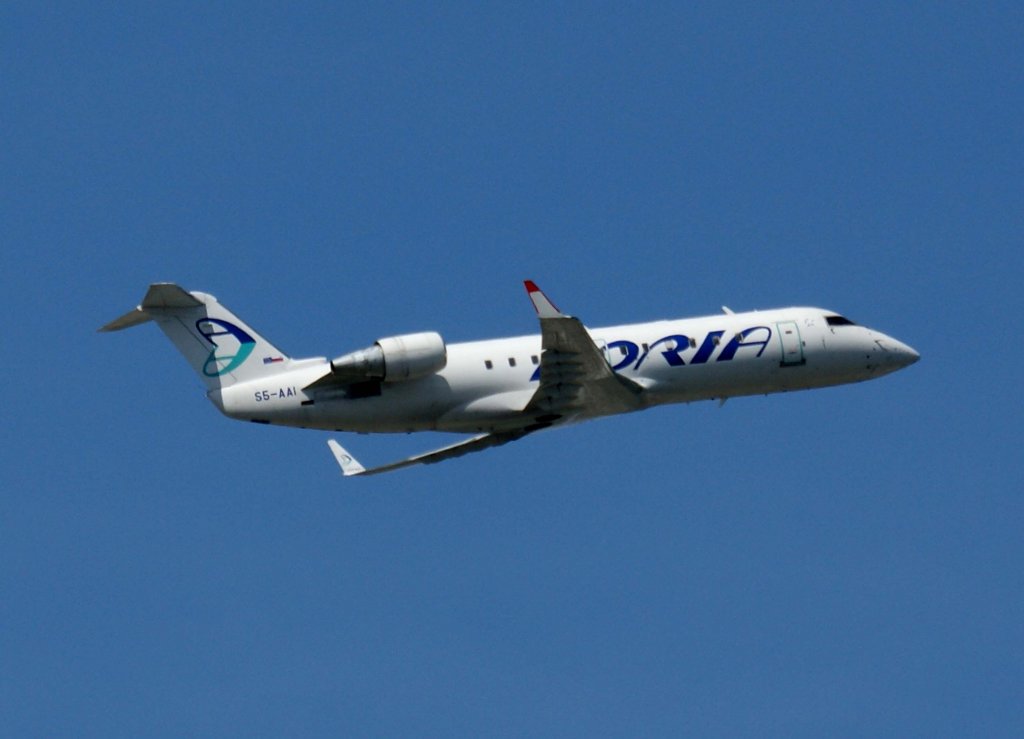 Adria Airways, S5-AAI, CRJ-200 LR, 02.08.2011, FRA-EDDF, Frankfurt, Germany 

