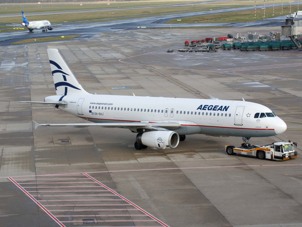 Aegean Airlines, SX-DVJ  Exelixis , Airbus, A 320-200, 06.01.2012, DUS-EDDL, Dsseldorf, Germany 