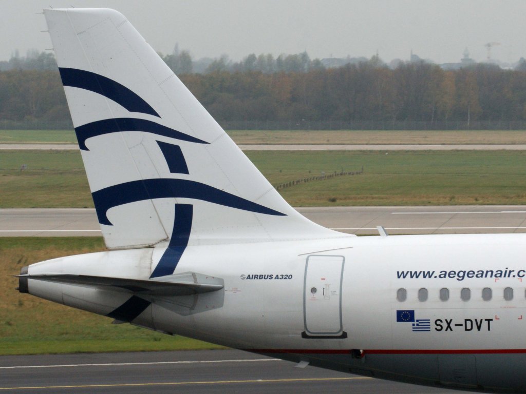 Aegean Airlines, SX-DVT, Airbus, A 320-200 (Seitenleitwerk/Tail), 13.11.2011, DUS-EDDL, Dsseldorf, Germany

