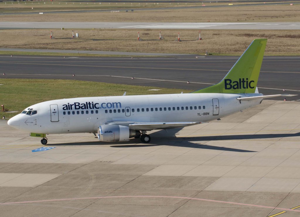 Air Baltic, Yl-BBN, Boeing 737-500, 2010.03.03, DUS, Dsseldorf, Germany