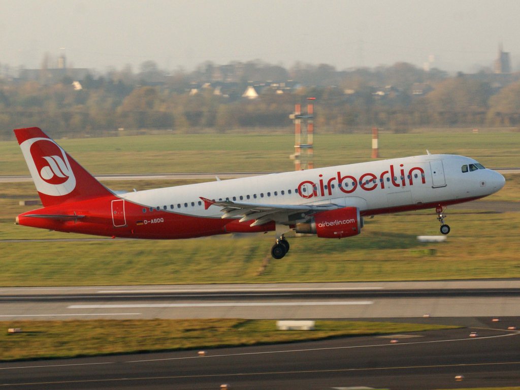 Air Berlin, D-ABDQ, Airbus A 320-200, 13.11.2011, DUS-EDDL, Dsseldorf, Germany 

