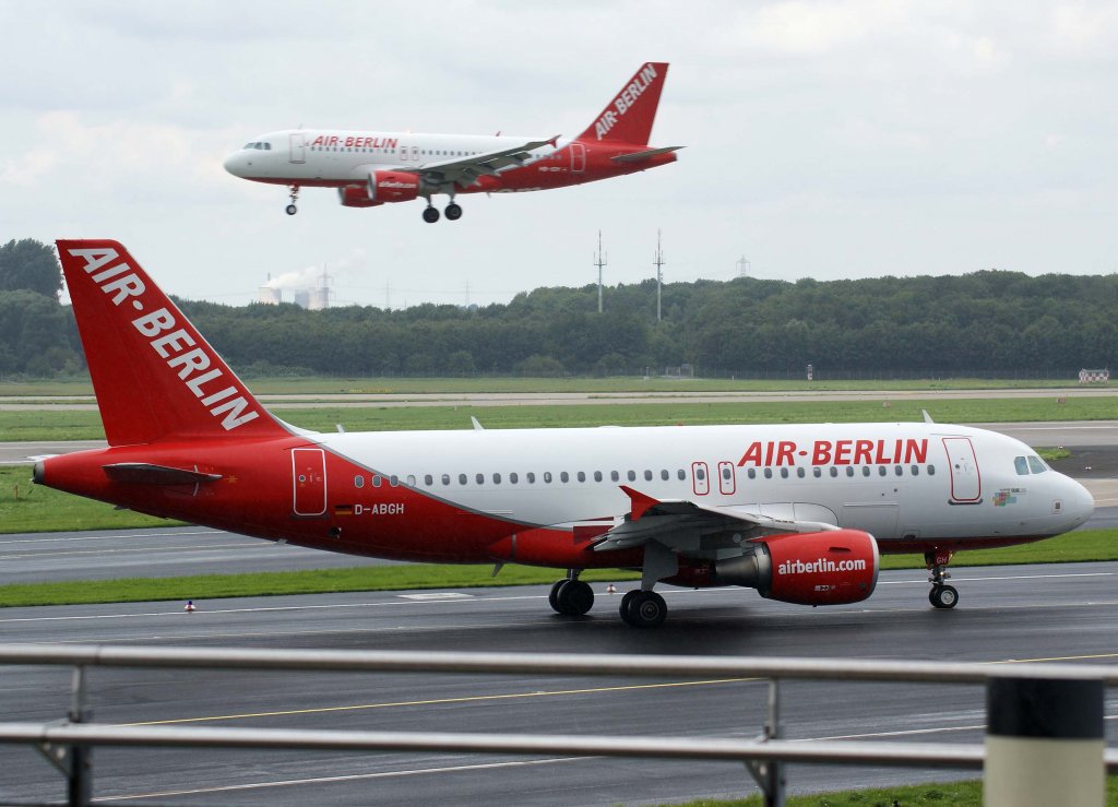 Air Berlin, D-ABGH (mittlere AB-Lackierung), Airbus A 319-100  (Holzwickede/Ruhr 2010), 2010.08.28, DUS, Dsseldorf, Germany