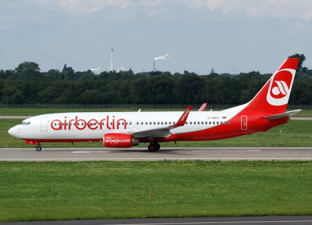 Air Berlin, D-ABKG (aktuelle AB-Lackierung), Boeing 737-800 WL (Essen/Ruhr 2010), 2010.08.28, DUS, Dsseldorf, Germany