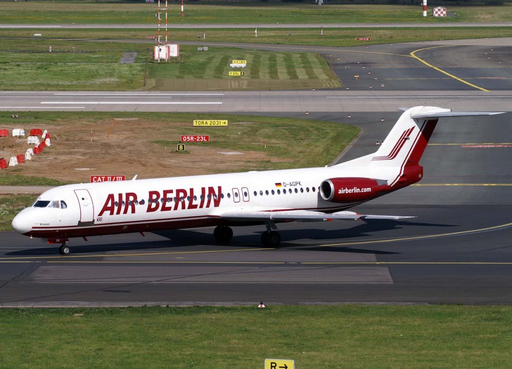 Air Berlin, D-AGPK (alte AB-Lackierung), Fokker 100, 2007.08.03, DUS, Dsseldorf, Germany