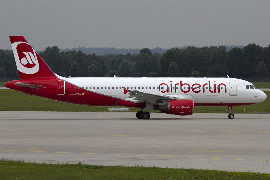 Air Berlin, D-ALTF, Airbus, A320-214, 05.08.2011, MUC, Muenchen, Germany


