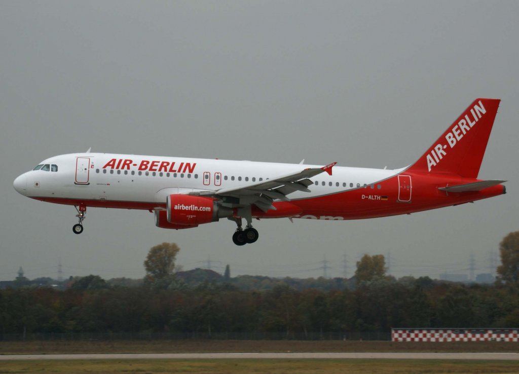Air Berlin, D-ALTH (mittlere-AB-Lackierung), Airbus A 320-200, 2009.10.24, DUS, Dsseldorf, Germany