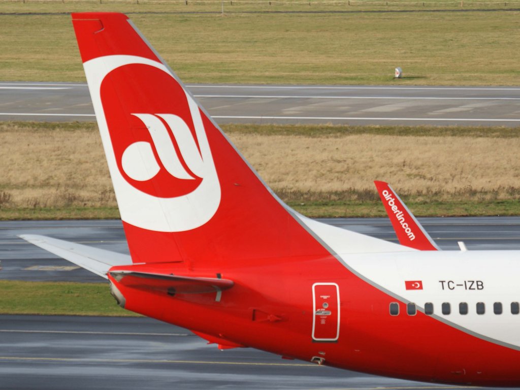 Air Berlin Turkey, TC-IZB, Boeing, 737-800 wl (Seitenleitwerk/Tail), 06.01.2012, DUS-EDDL, Dsseldorf, Germany 