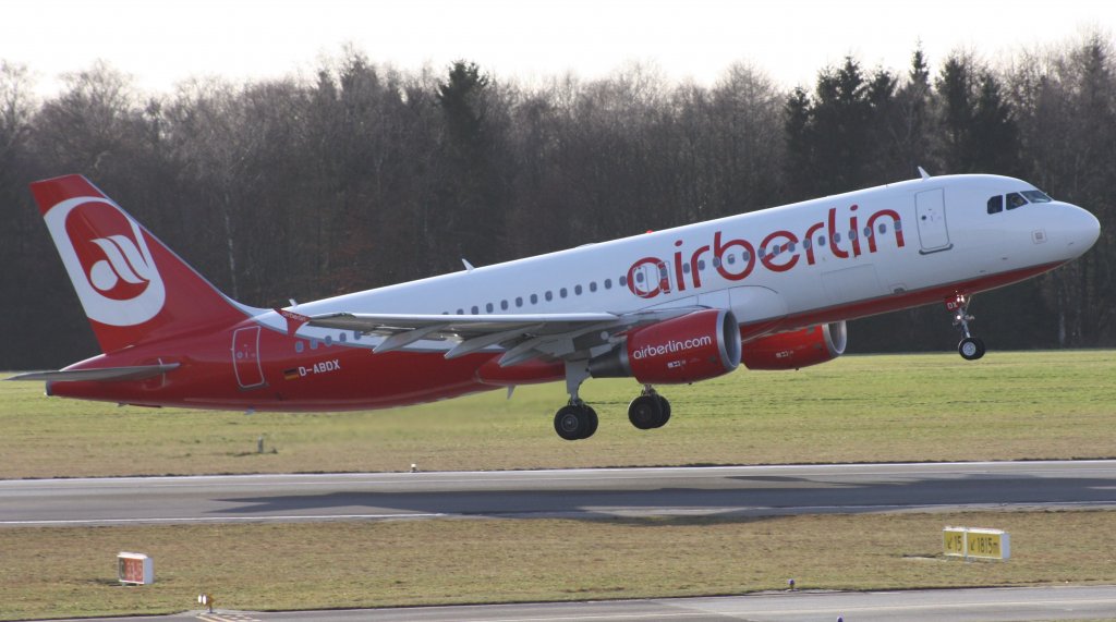 Air Berlin,D-ABDX,(c/n 3995),Airbus A320-214,14.01.2012,HAM-EDDH,Hamburg,Germany  