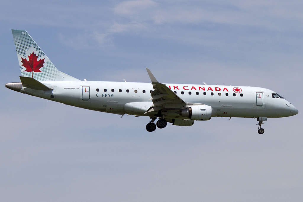 Air Canada, C-FFYG, Embraer, EMB-175, 31.08.2011, YUL, Montreal, Canada



