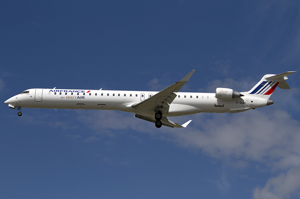 Air France - Brit Air, C-GIAV (later Reg.: F-HMLJ), Bombardier, CRJ-1000EL, 24.08.2011, YUL, Montreal, Canada 





