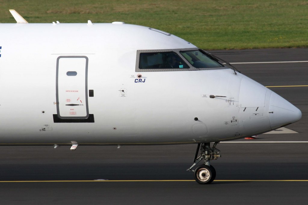 Air France (BritAir), F-GRJK, Bombardier, CRJ-100 ER (Bug/Nose), 10.11.2012, DUS-EDDL, Dsseldorf, Germany 