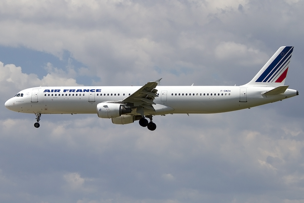 Air France, F-GMZA, Airbus, A321-111, 04.05.2013, BCN, Barcelona, Spain



