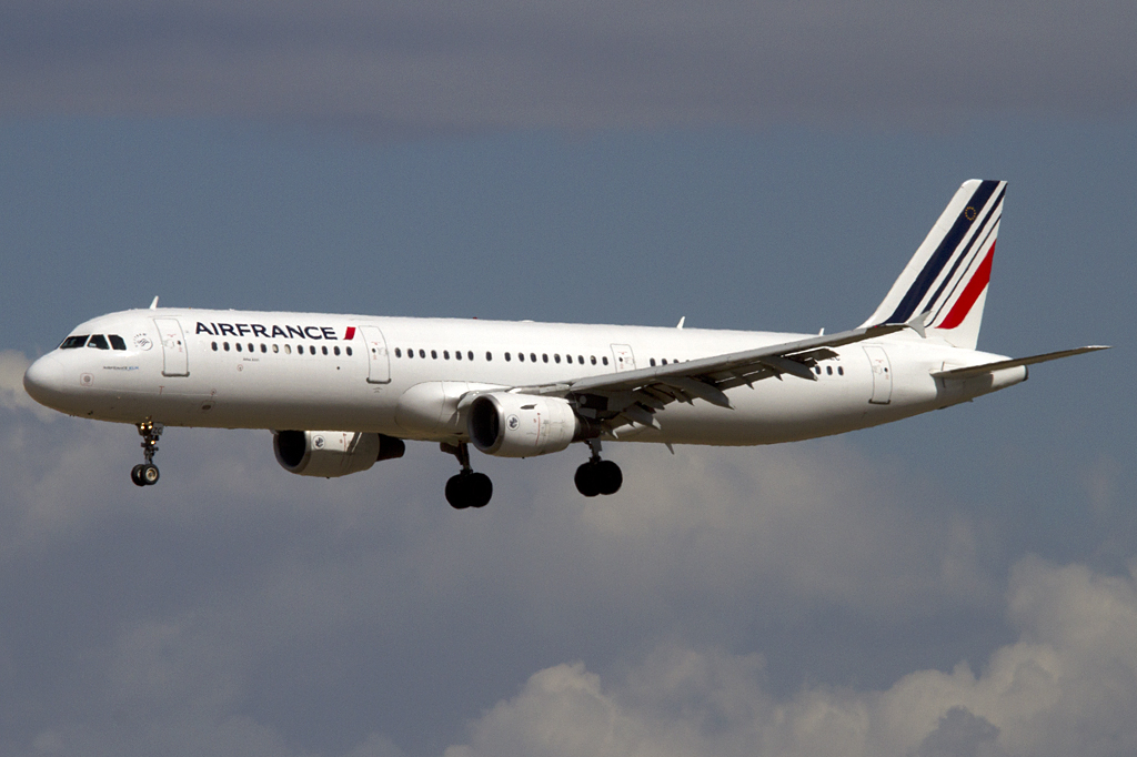 Air France, F-GMZC, Airbus, A321-111, 09.09.2010, TLS, Toulouse, France 




