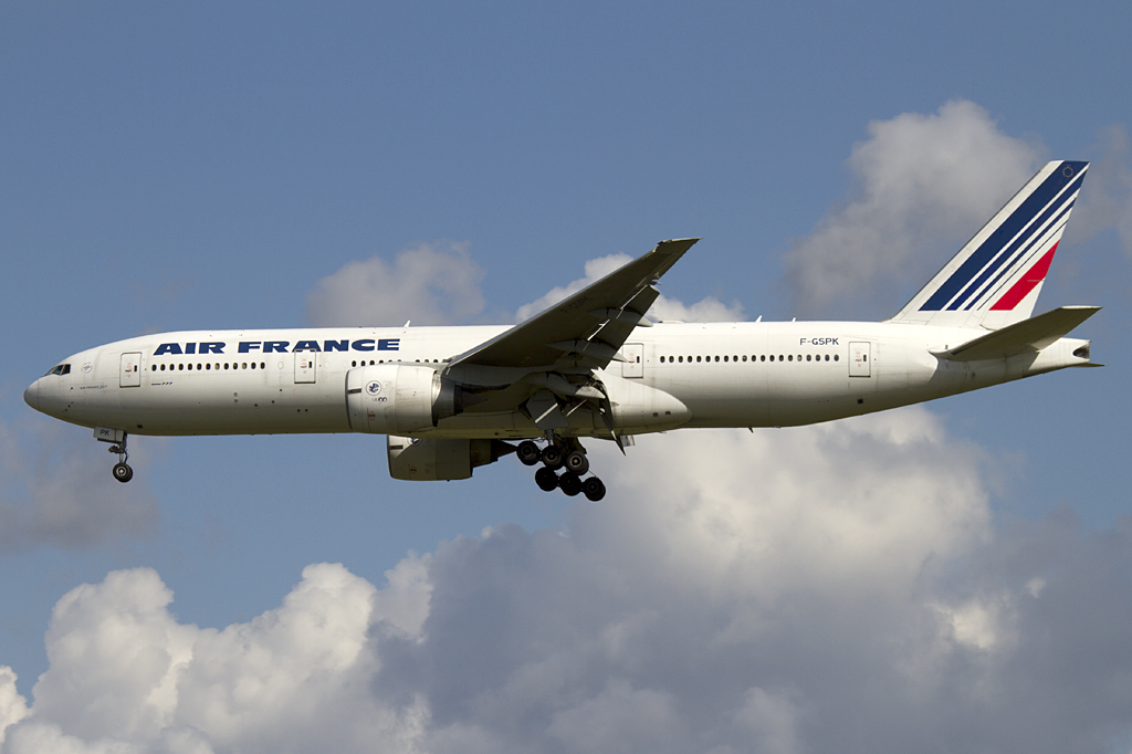 Air France, F-GSPK, Boeing, B777-228ER, 28.08.2010, CDG, Paris, France 


