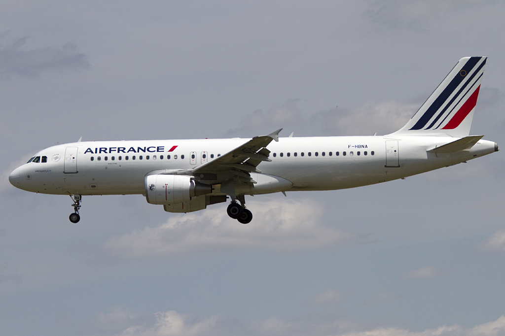 Air France, F-HBNA, Airbus, A320-214, 15.06.2011, TLS, Toulouse, France 




