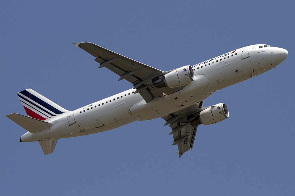 Air France, F-HBNA, Airbus, A320-214, 21.06.2011, TLS, Toulouse, France 




