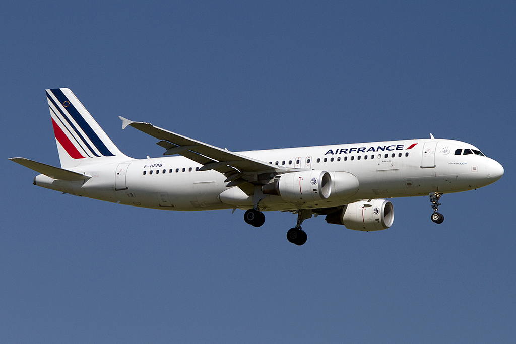 Air France, F-HEPB, Airbus, A320-214, 18.08.2012, CDG, Paris, France 






