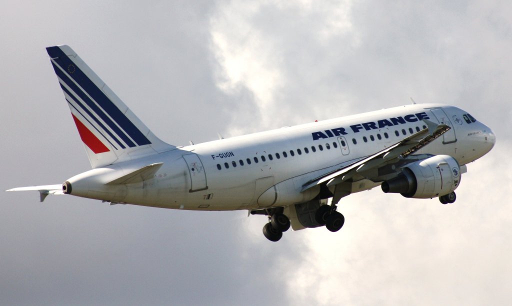 Air France,F-GUGN,(c/n2918),Airbus A318-111,27.10.2012,HAM-EDDH,Hamburg,Germany