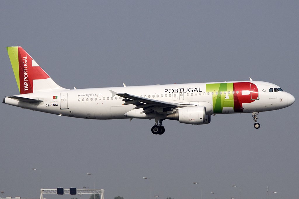 Air Portugal CS-TNM, Airbus, A320-214, 19.09.2009, AMS, Amsterdam, Niederlande 



