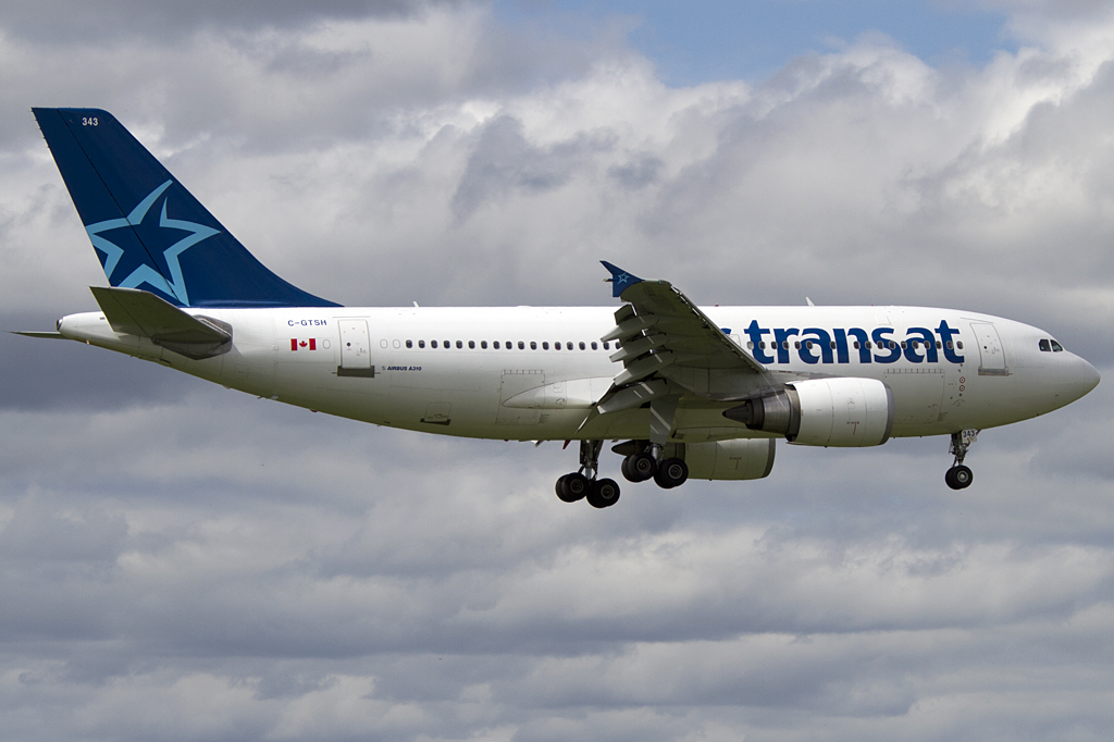 Air Transat, C-GTSH, Airbus, A310-304, 06.09.2011, YUL, Montreal, Canada 



