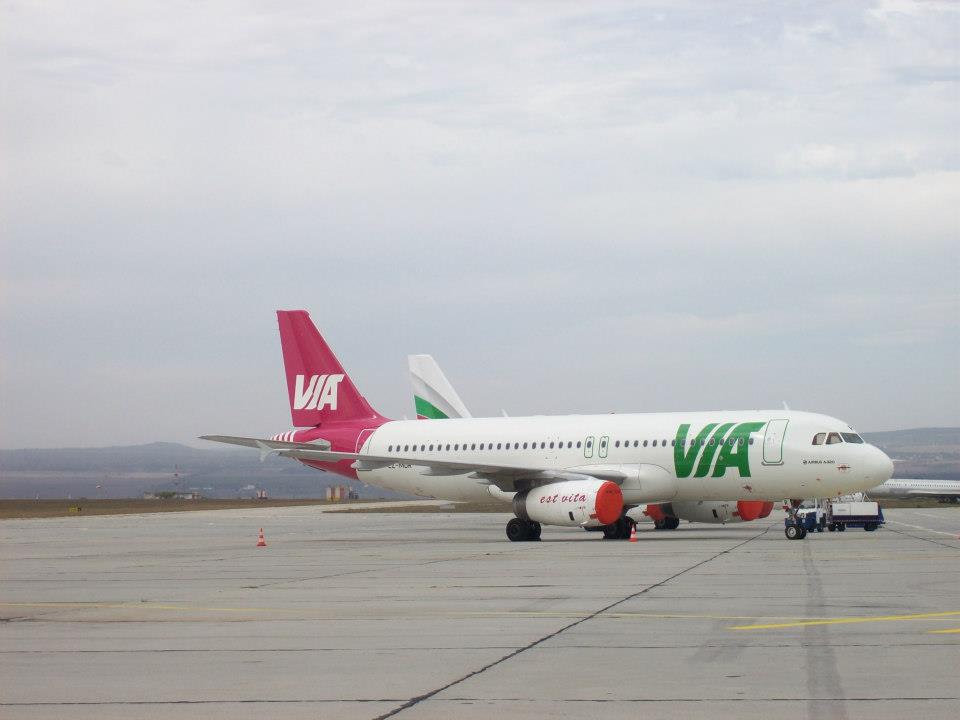 Airbus 320 in Varna am 14.10.2012