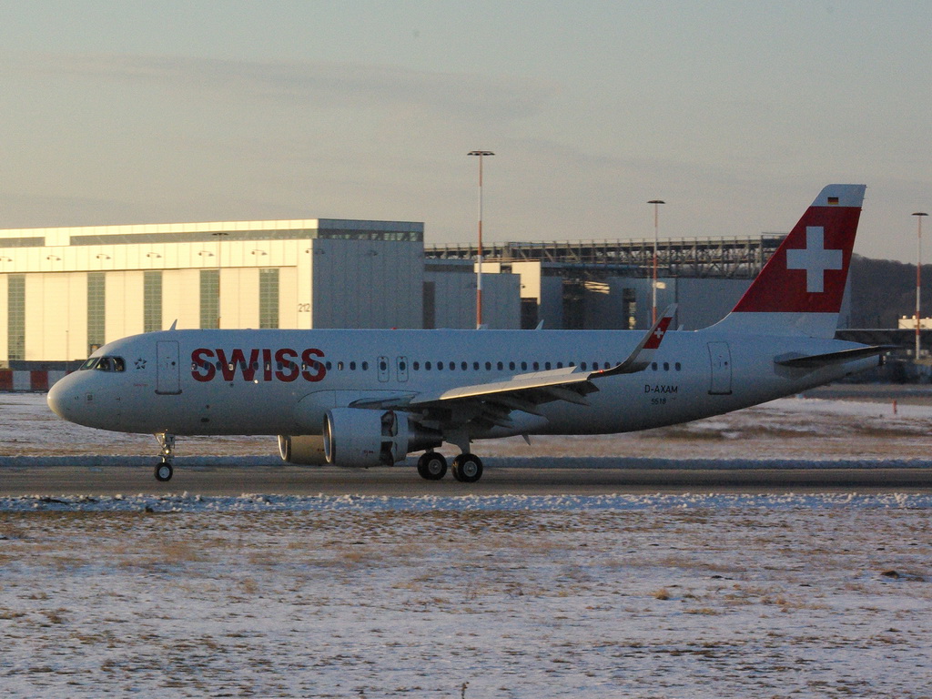 Airbus A320-214SL, Swiss, D-Axam, HB-JLT (MSN 5518) Sharklets    15.03.2013
H - Finkenwerder