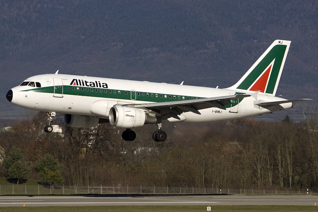 Alitalia, I-BIMJ, Airbus, A319-112, 25.11.2009, GVA, Geneve, Switzerland

