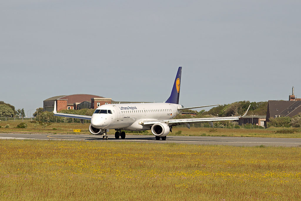 Am Abend des 28. Mai 2012 traf die D-AECA aus Frankfurt kommend auf dem Flughafen der Insel Sylt.