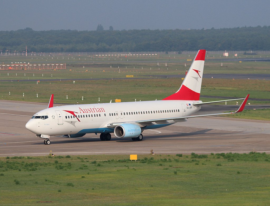 Austrian Airlines B 737-8Z9 OE-LNR bei der Ankunft in Berlin-Tegel am 22.08.2012
