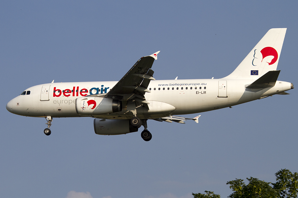 Belle Air, EI-LIR, Airbus, A319-132, 07.06.2011, DUS, Dsseldorf, Germany 



