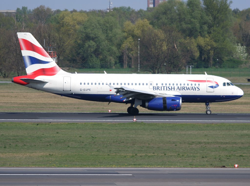 British Airways A 319-131 G-EUPE nach der Landung in Berlin-Tegel am 21.04.2011