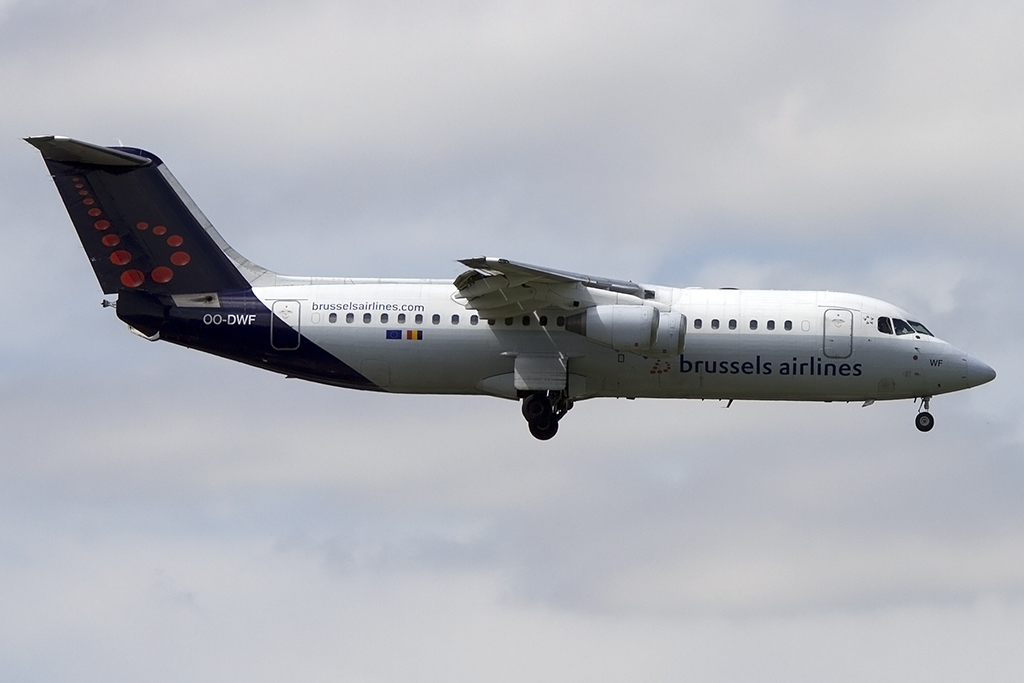 Brussels Airlines, OO-DWF, BAe, ARJ-100, 14.05.2013, TLS, Toulouse, France



