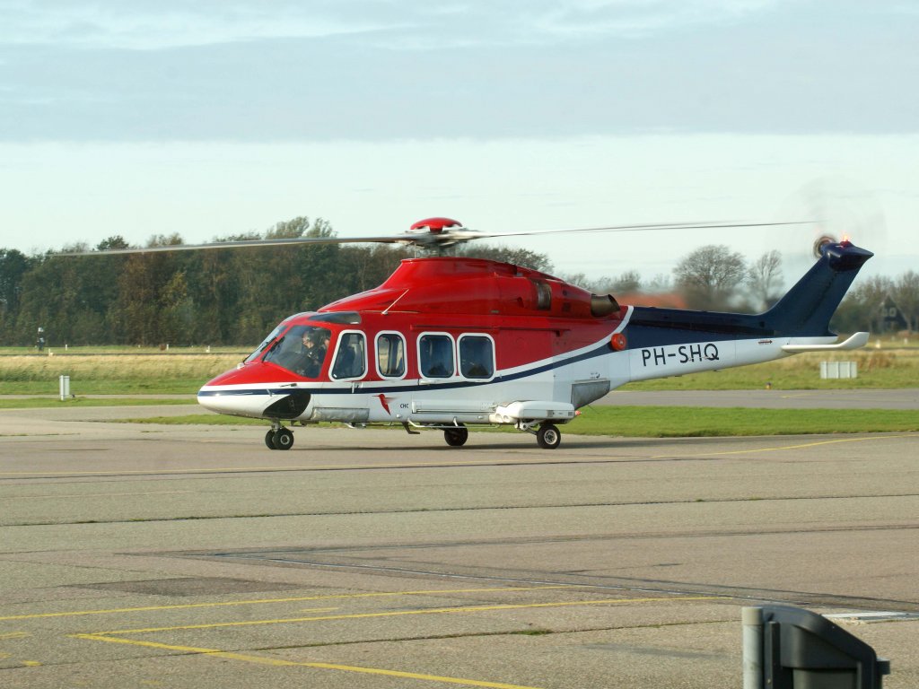 CHC Helicopters Netherlands, PH-SHQ, Agusta-Westland, AW-139, 31.10.2011, EHKD-DHR, Den Helder, Netherlands