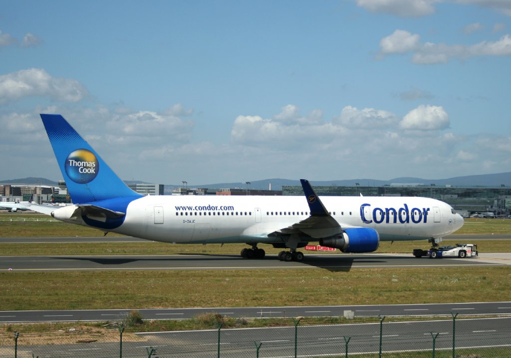 Condor B 767-31K(ER) G-DAJC am 16.08.2012 auf dem Flughafen Frankfurt am Main
