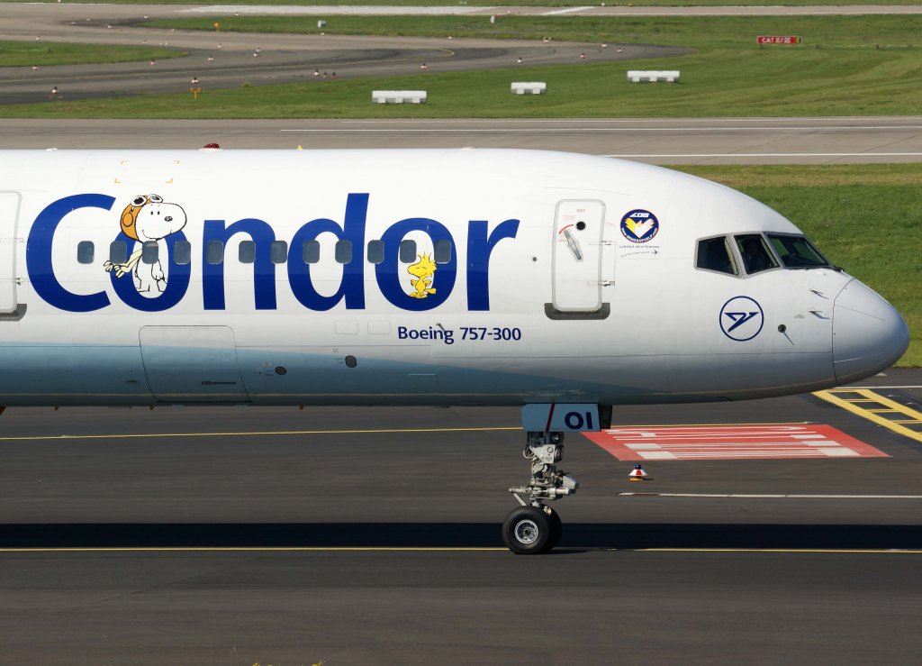 Condor, D-ABOI, Boeing 757-300 WL (Peanuts-Sticker), 2010.09.22, DUS-EDDL, Dsseldorf, Germany 

