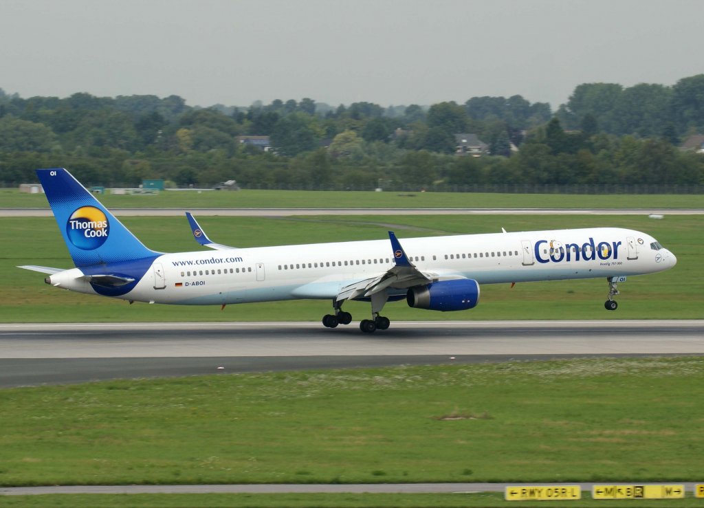Condor, D-ABOI (Peanuts-Sticker), Boeing 757-300 wl, 28.07.2011, DUS-EDDL, Dsseldorf, Germany 

