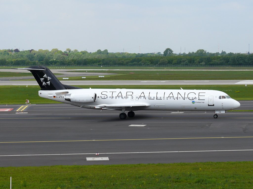 Contact Air  Star Alliance ; D-AFKA; Fokker F-100. Flughafen Dsseldorf. 16.05.2010.