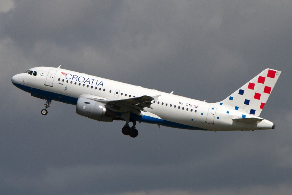Croatia Airlines, 9A-CTH, Airbus, A319-112, 01.05.2012, CDG, Paris, France



