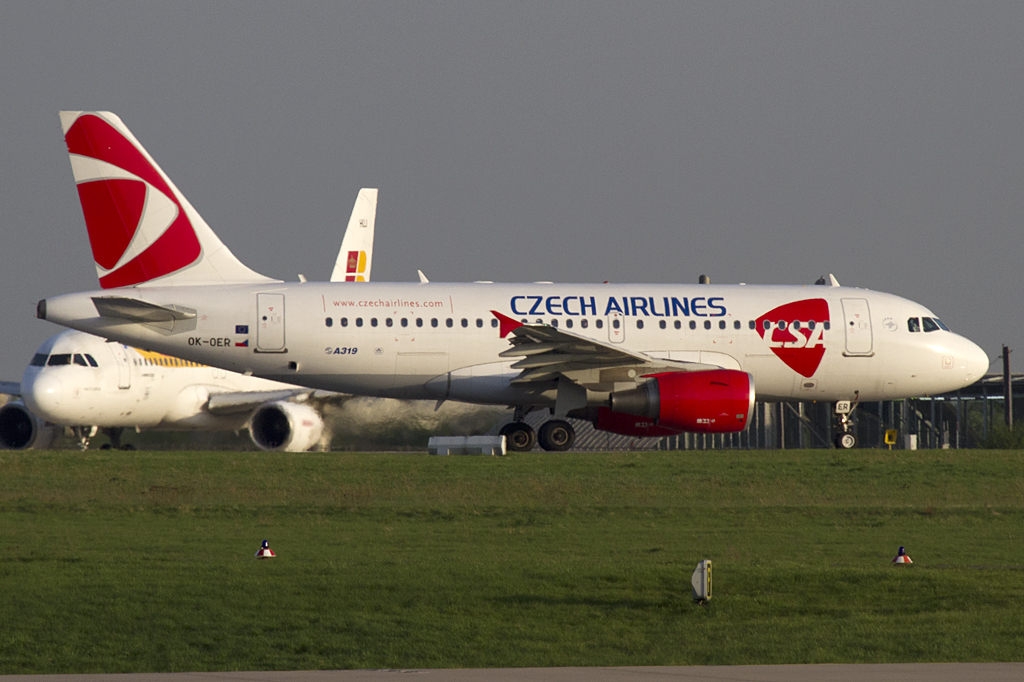 Czech Airlines, OK-OER, Airbus, A319-112, 06.04.2011, DUS, Dsseldorf, Germany


