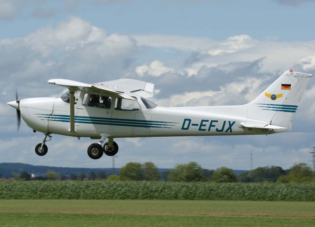 D-EFJX, Cessna F 172 N Skyhawk, 2009.07.19, EDMT, Tannheim (Tannkosh 2009), Germany