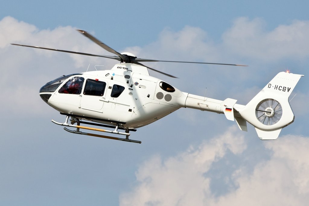 D-HCBV EC135 Eurocopter/Donauwrth/19.04.2010.