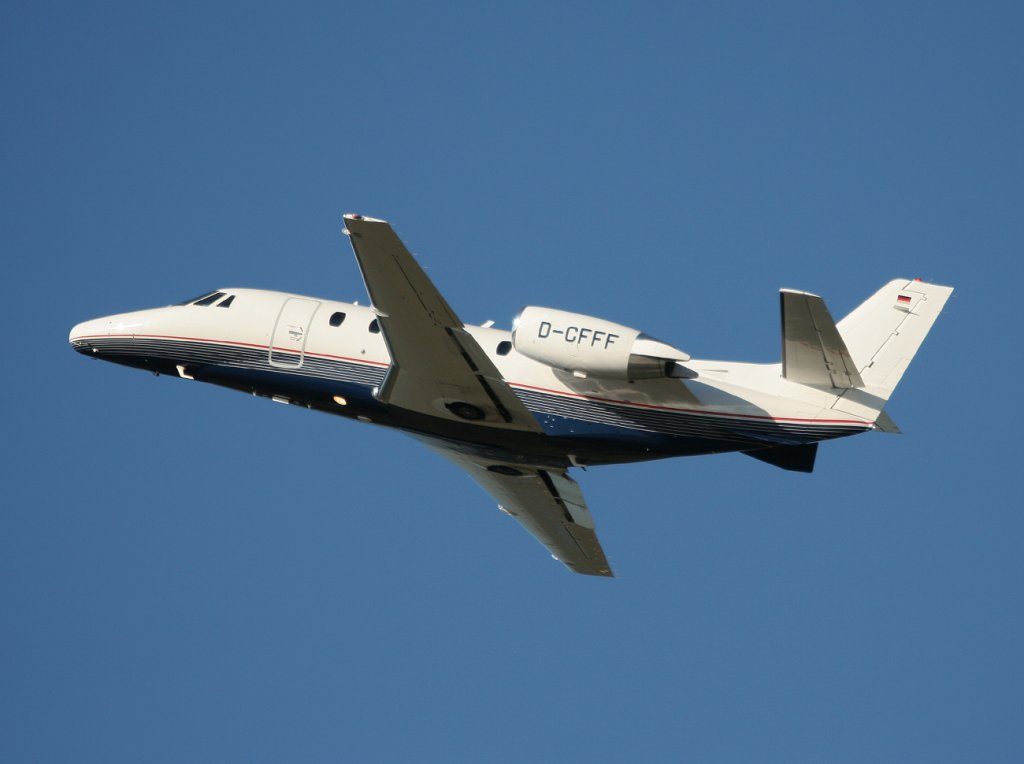 DC Aviation Cessna 560XLS Citation XLS D-CFFF beim Start in Berlin-Tegel am 15.10.2011