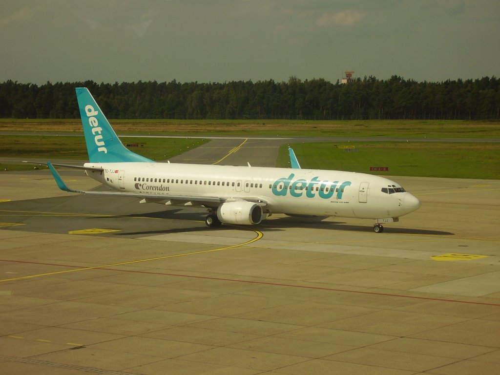 Detur (Corendon Air)
Typ:Boing 737 800
Flughafen:Nrnberg NUE
Kennung:TC-TJJ
Datum:1.9.2011
