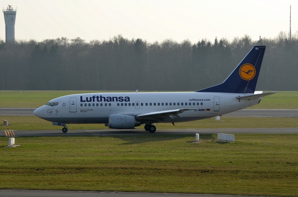 Die Lufthansa Boeing 737-500 D-ABIH Bruchsal aufgenommen in Hamburg Fuhlsbttel am 28.03.12
