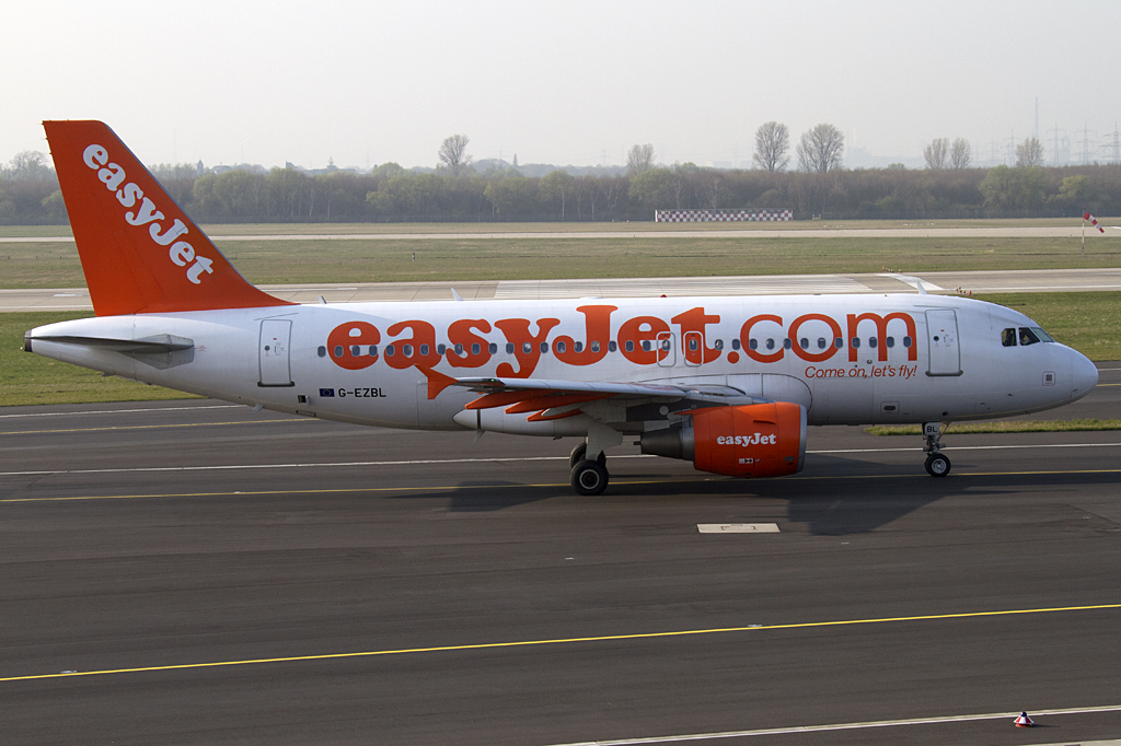 Easy Jet, G-EZBL, Airbus, A319-111, 29.03.2011, DUS, Dsseldorf, Germany 

