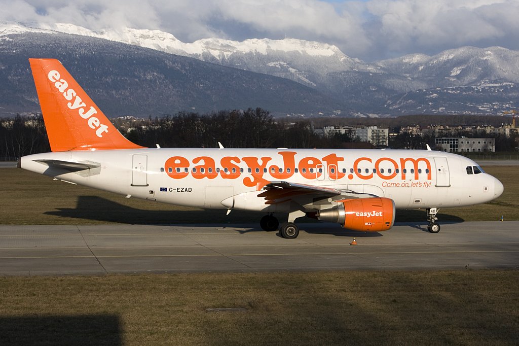 EasyJet, G-EZAD, Airbus, A319-111, 02.01.2010, GVA, Geneve, Switzerland 



