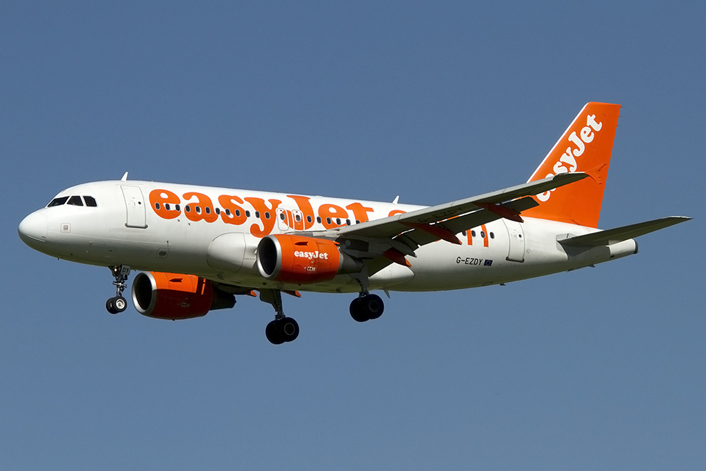 EasyJet, G-EZDY, Airbus, A319-111, 06.05.2013, TLS, Toulouse, France 



